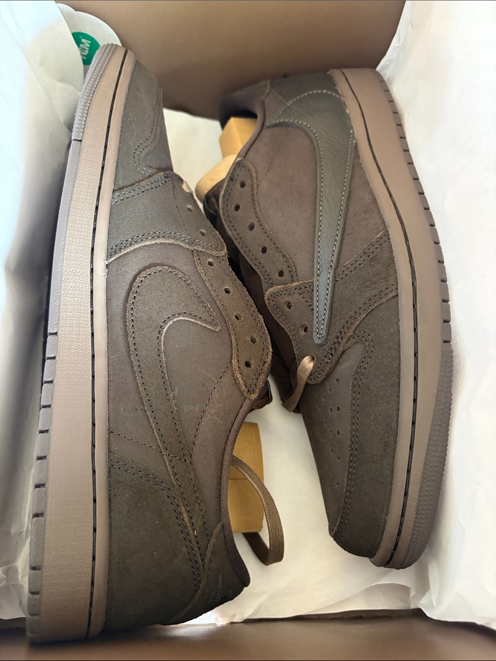 Jordan Low 1 OG - Dark Mocha Travis Scott’s
